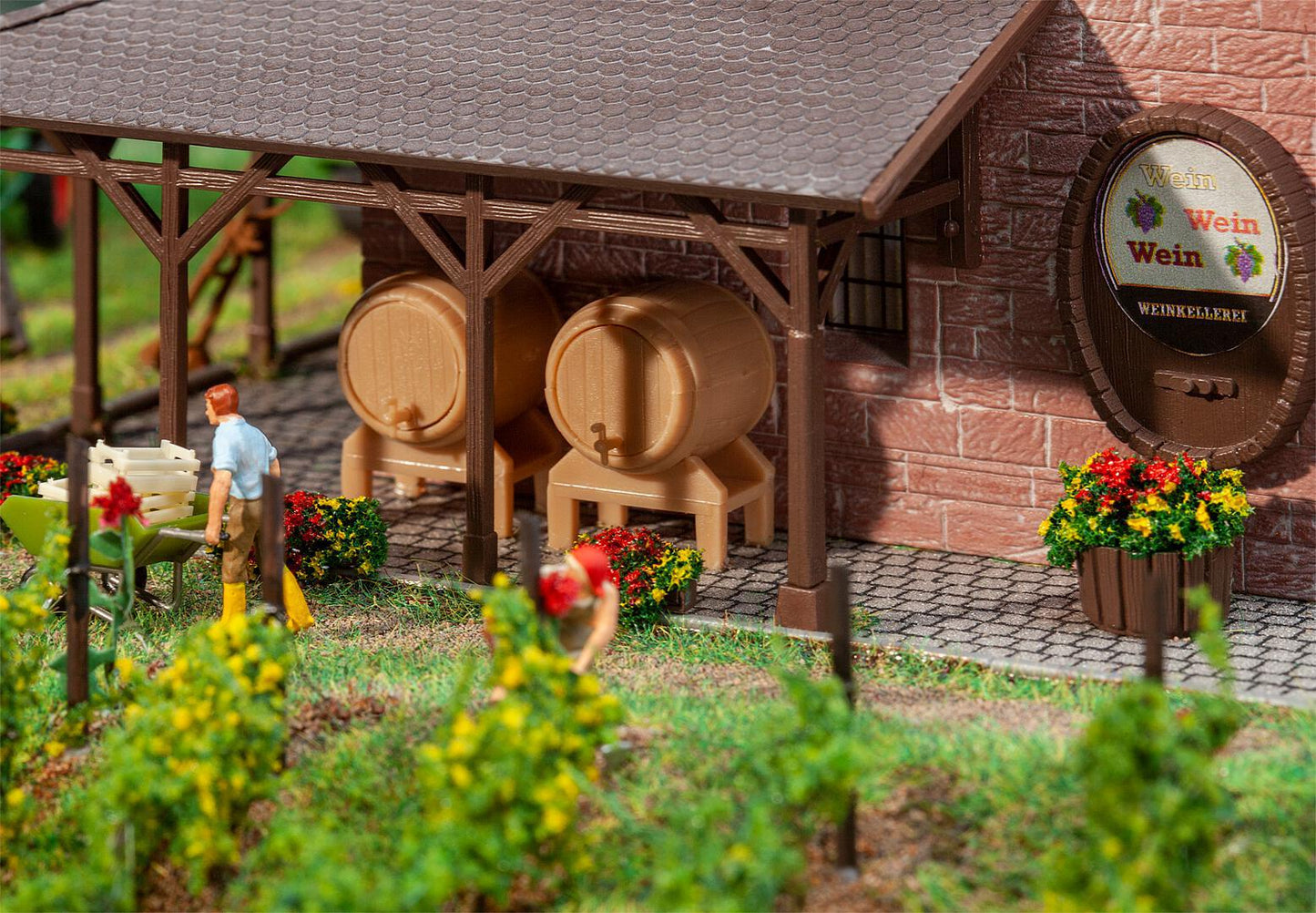 Faller 180972 2 Wooden casks and 2 tubs 1:87