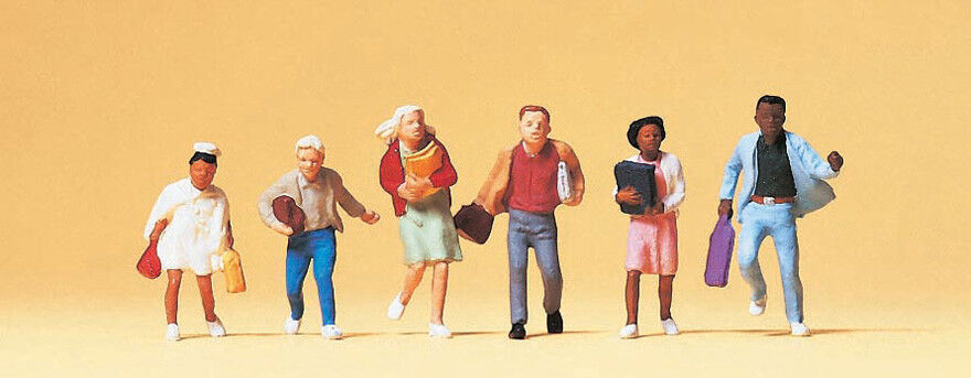 Preiser 10476 Students On The Way Home 1:87