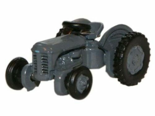 Gris Massey Ferguson T Gris Oscuro scale Oxford Diecast ntea001 n scale