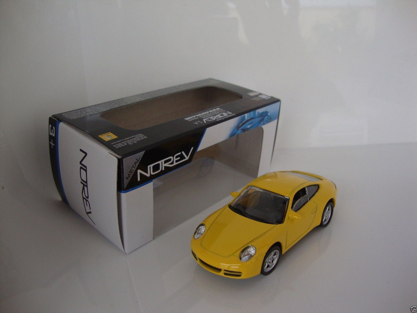 Norev 319001Porsche 911 Carrera S 3 inches suberb detail