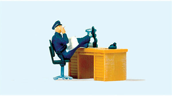 Preiser 29089 Gauge H0 Seated policeman 1:87