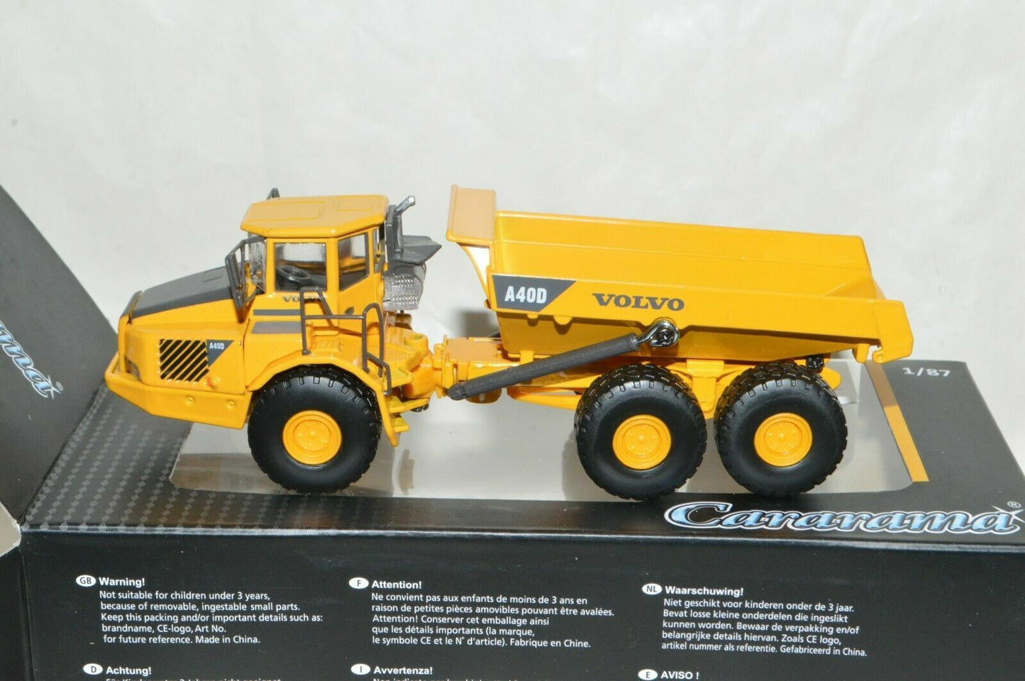 Cararama 810002 Volvo A40D 1/87 Dumper Truck Yellow (810002) suberb detail