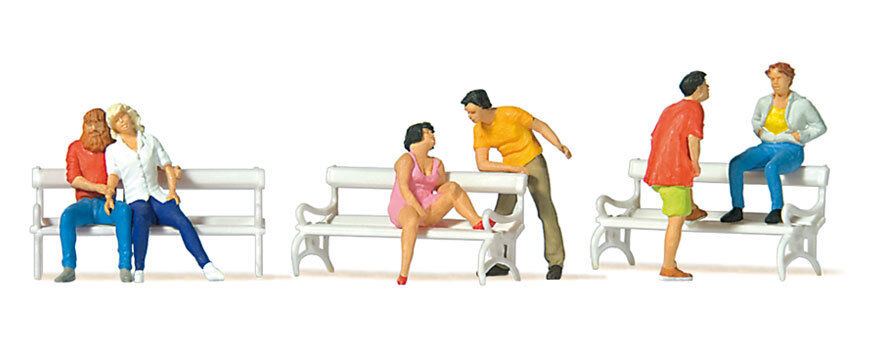 Preiser 10739 On the park bench suberb detail