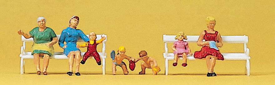 Preiser 10051 Women and children 1:87