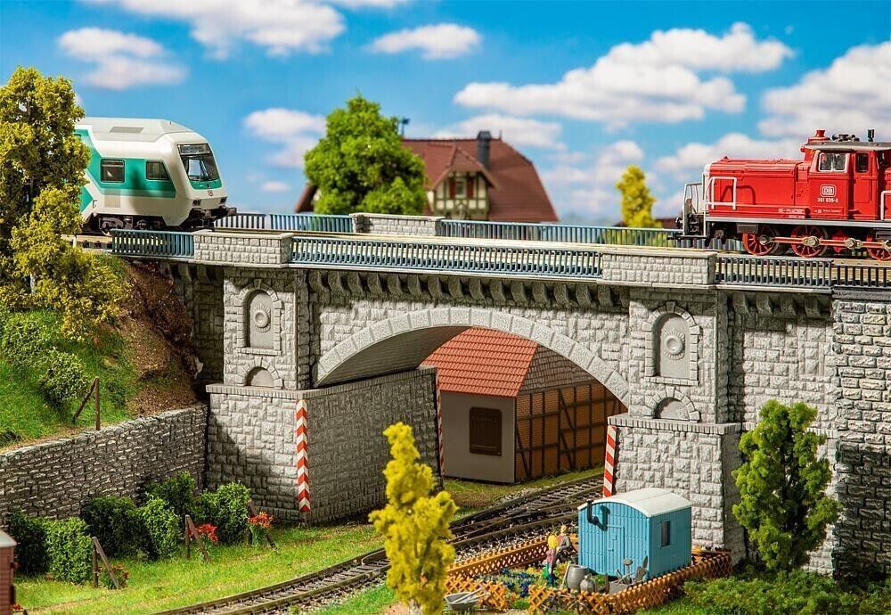 Faller 191773 Railway / road/ bridge 1:87 suberb detail