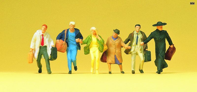 Preiser (HO 1:87) Travelers Hurrying 14068