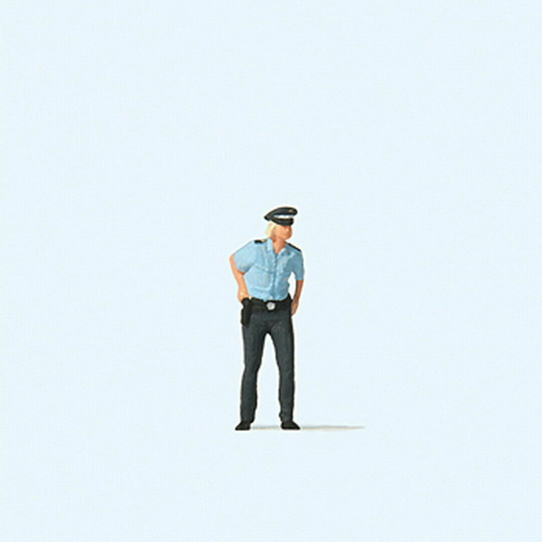 Preiser 28237 Police woman 1:87