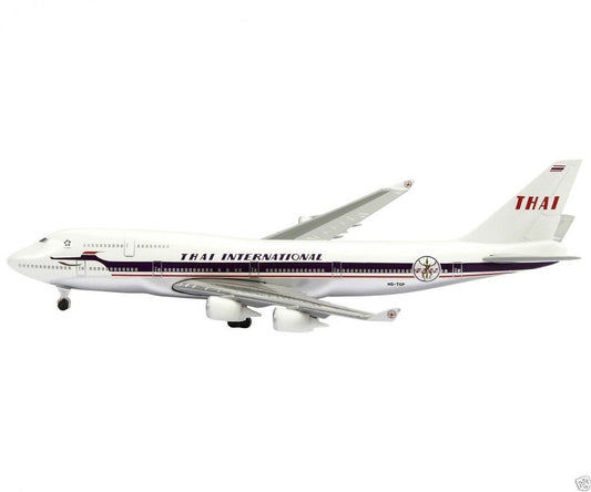 Schuco/Schabak 3551616 Thai Airways, B747-400 1:600 amazing details