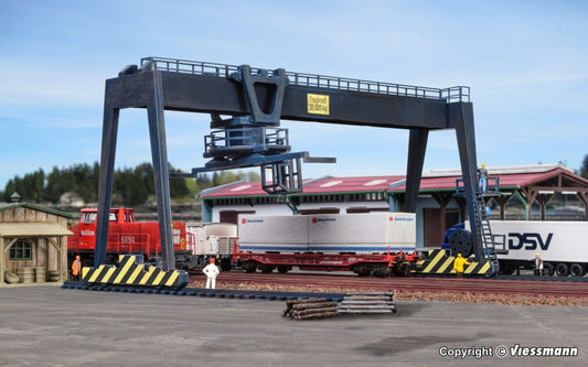 VOLLMER  47905 N Container crane