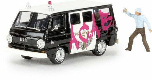 Brekina 34314 Dodge A 100 Bus "Sheriff" (grafitti), TD mit figur 1:87