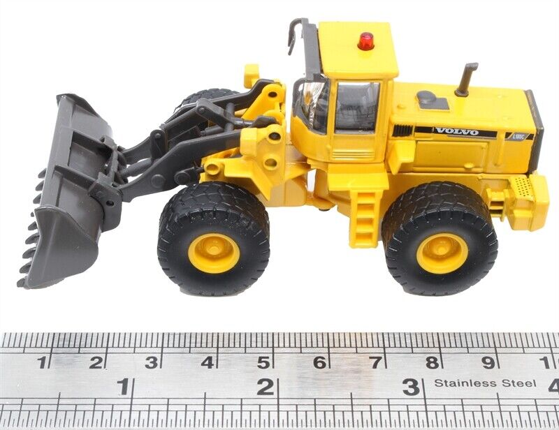 Cararama 810003 Volvo Bulldozer L150C  1:87 suberb detail