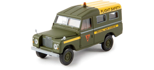 Brekina 13766 Land Rover 109 geschlossen ''RAF flight safety'' von Starmada 1:87