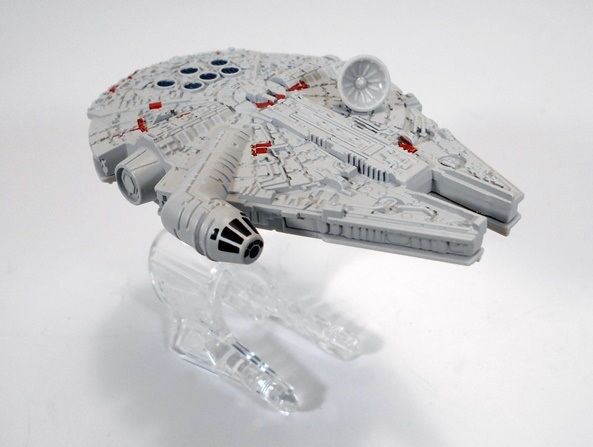 Hot Wheels Mattel Star Wars Millennium Falcon spaceship CGW52 Disney