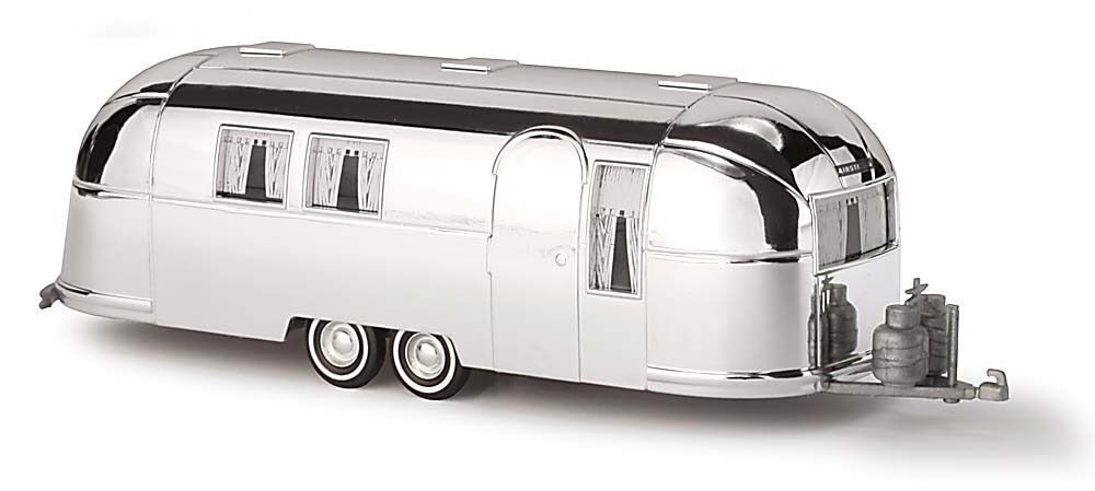 Busch 44982   Airstream caravana  1:87