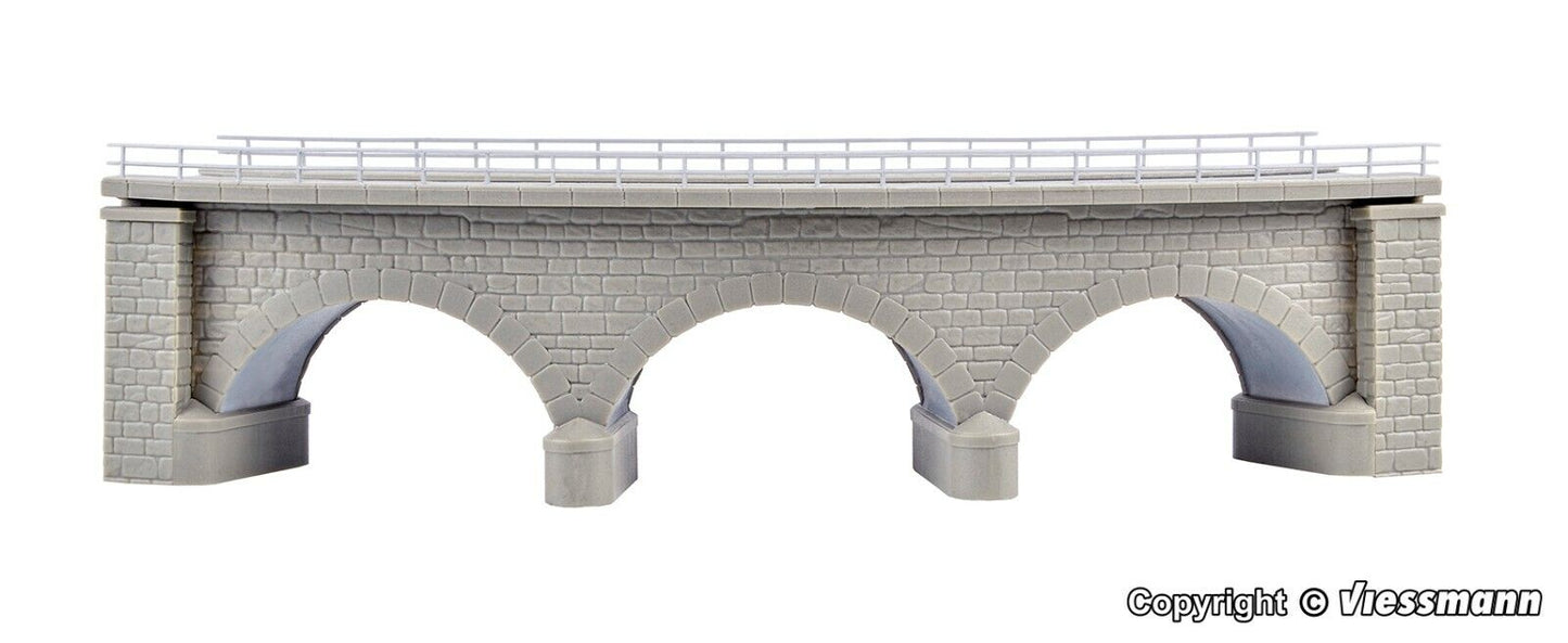 VOLLMER 37662 N/Z Wildeck bridge with ice breaking pillar    1:160 suberb detail