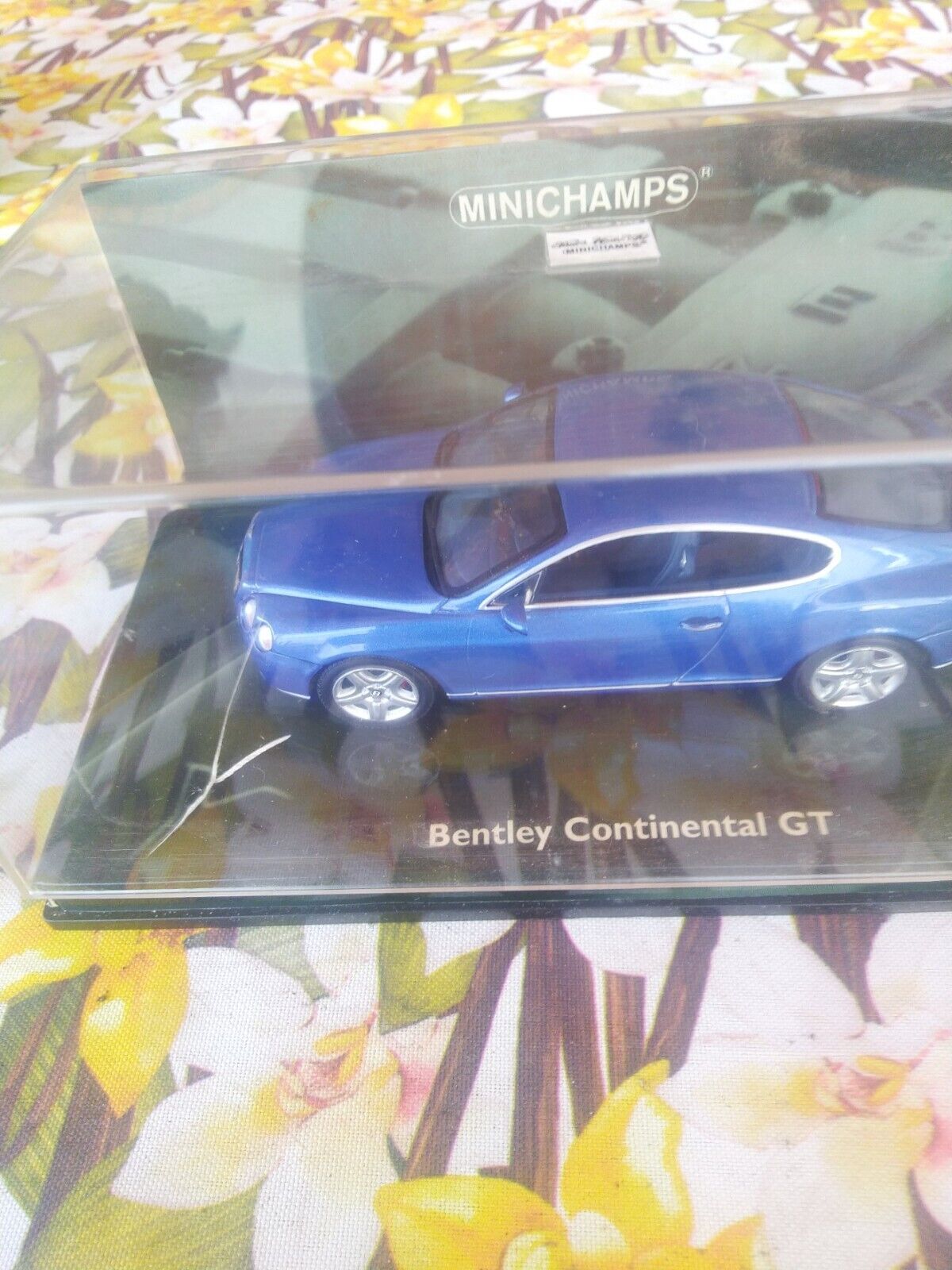 Minichamps 436139022 BENTLEY CONTINENTAL GT - 2003 - BLUE METALLIC 1:43