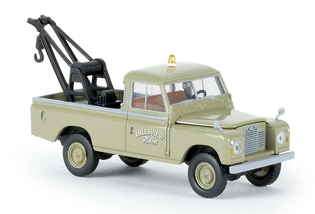 Brekina 13781 Gauge H0 Land Rover 109 , recovery truck1:87