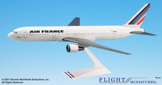 FLIGHT MINIATURESAir France (77-Cur) 767-300 1:200