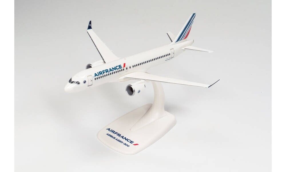 Herpa 613507   AIR FRANCE AIRBUS A220-300 – F-HZUA 613507 1:200